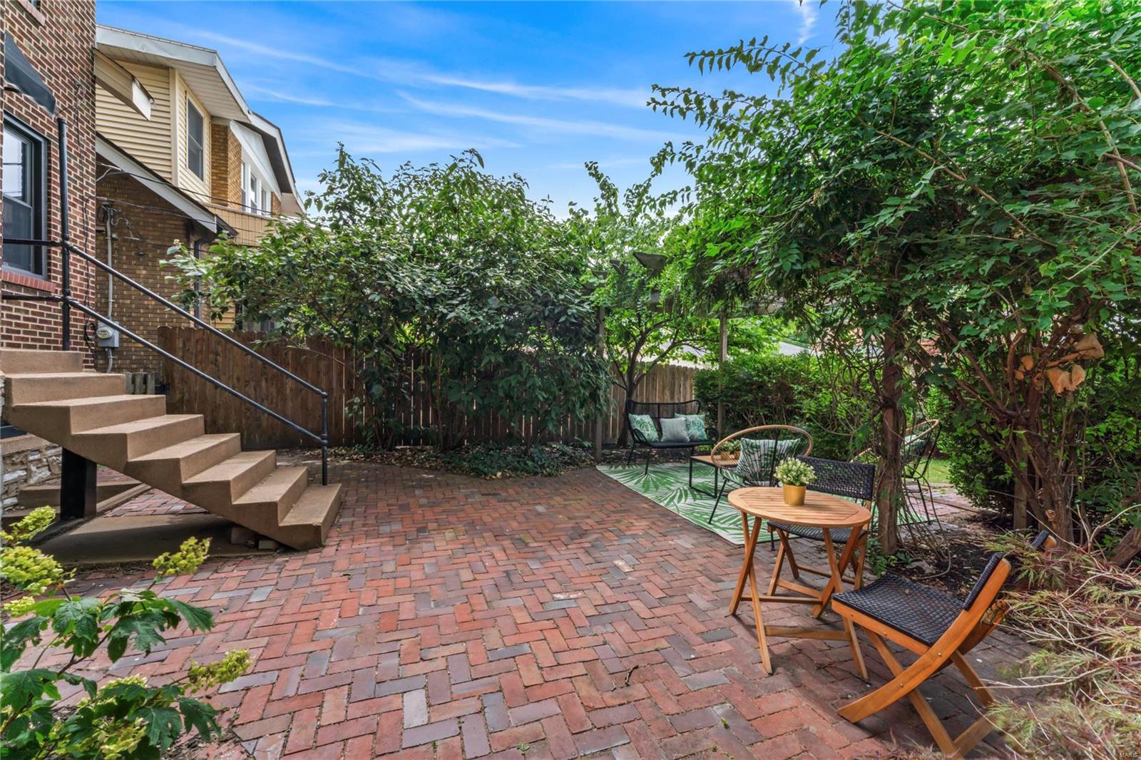 3862 French Court