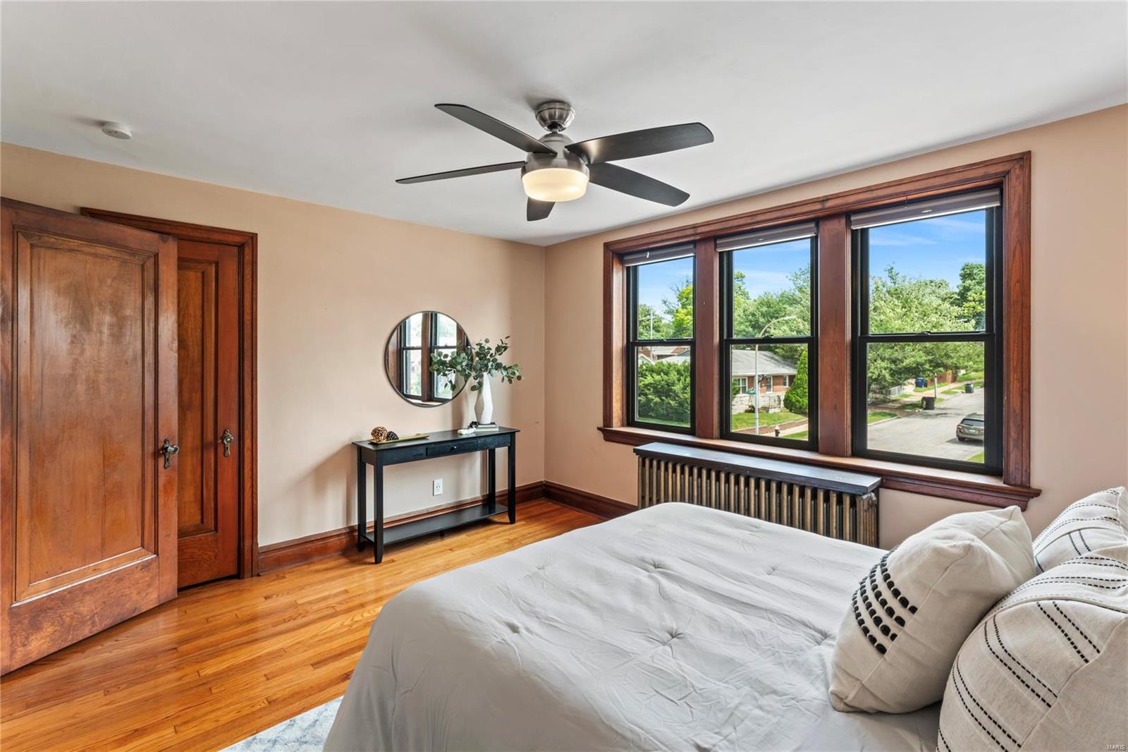 3862 French Court
