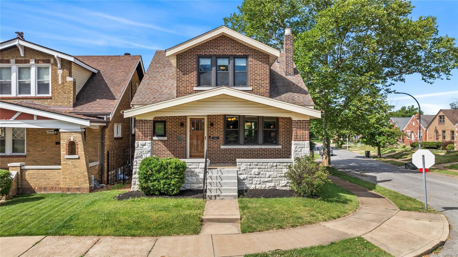3862 French Court