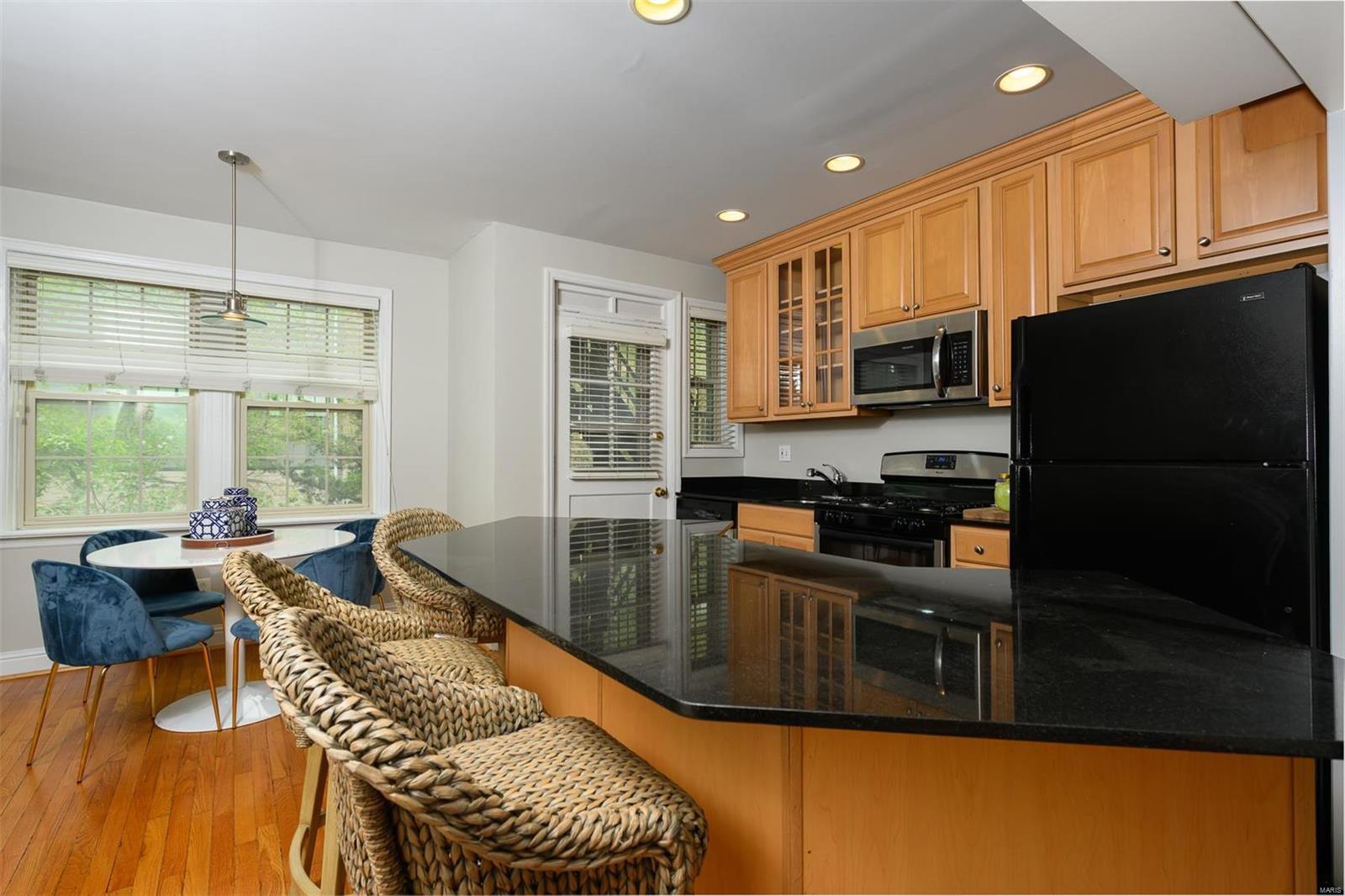 829 Westwood Drive Unit: 2E