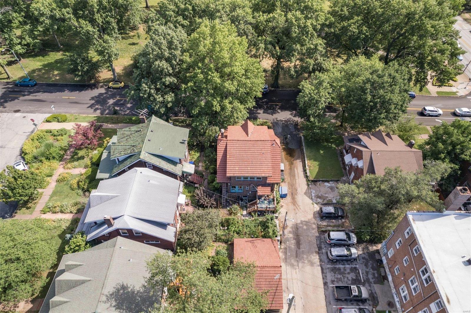 4649 Magnolia Avenue
