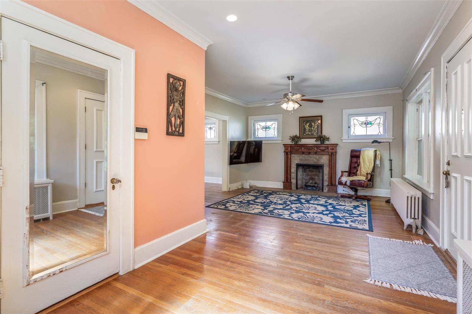 4649 Magnolia Avenue