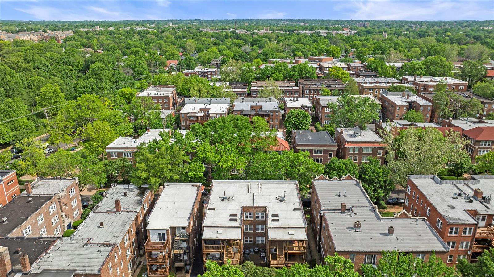 6330 Southwood Avenue Unit: 1E