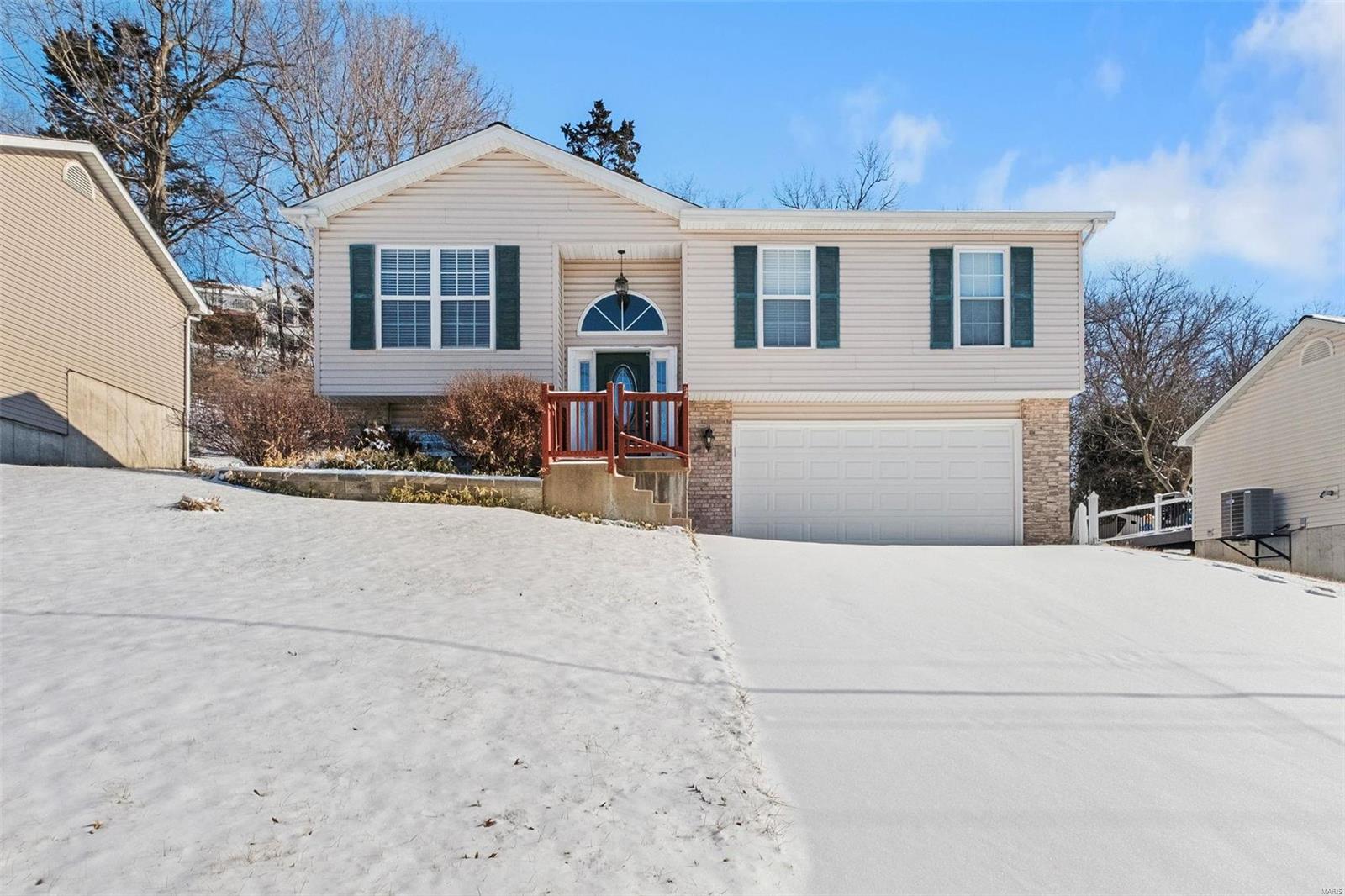 1707 Hilltop Lane