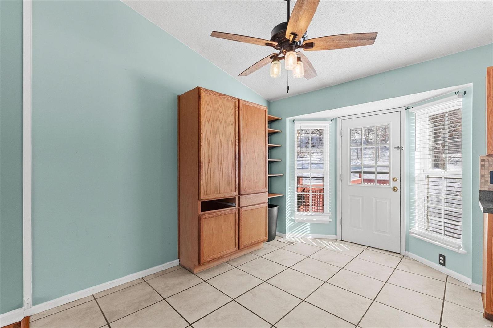 1707 Hilltop Lane