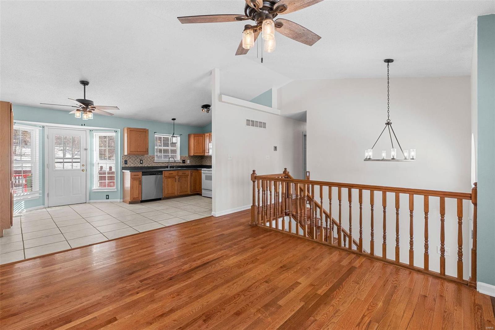 1707 Hilltop Lane