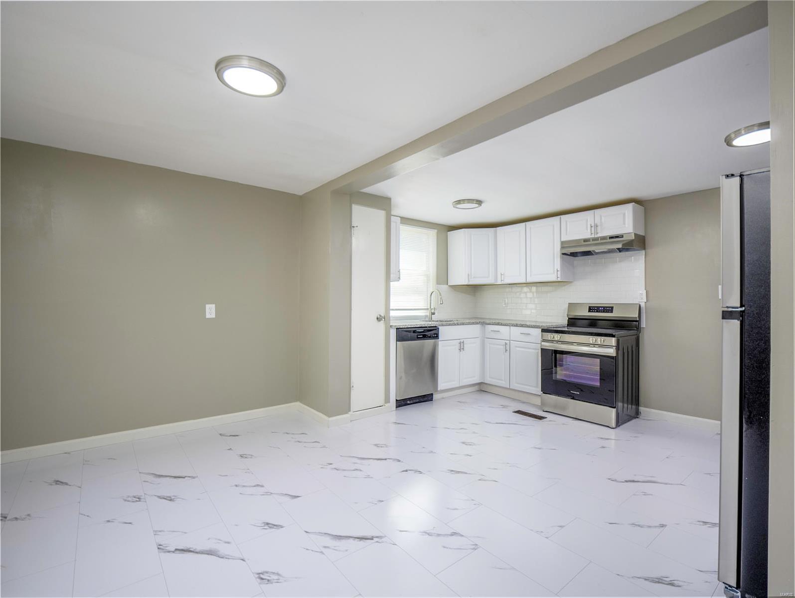 9932 Meadow Avenue