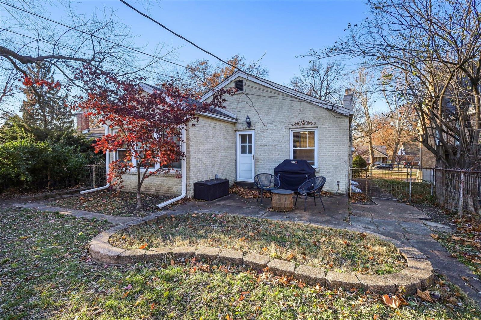 7672 Lindbergh Drive
