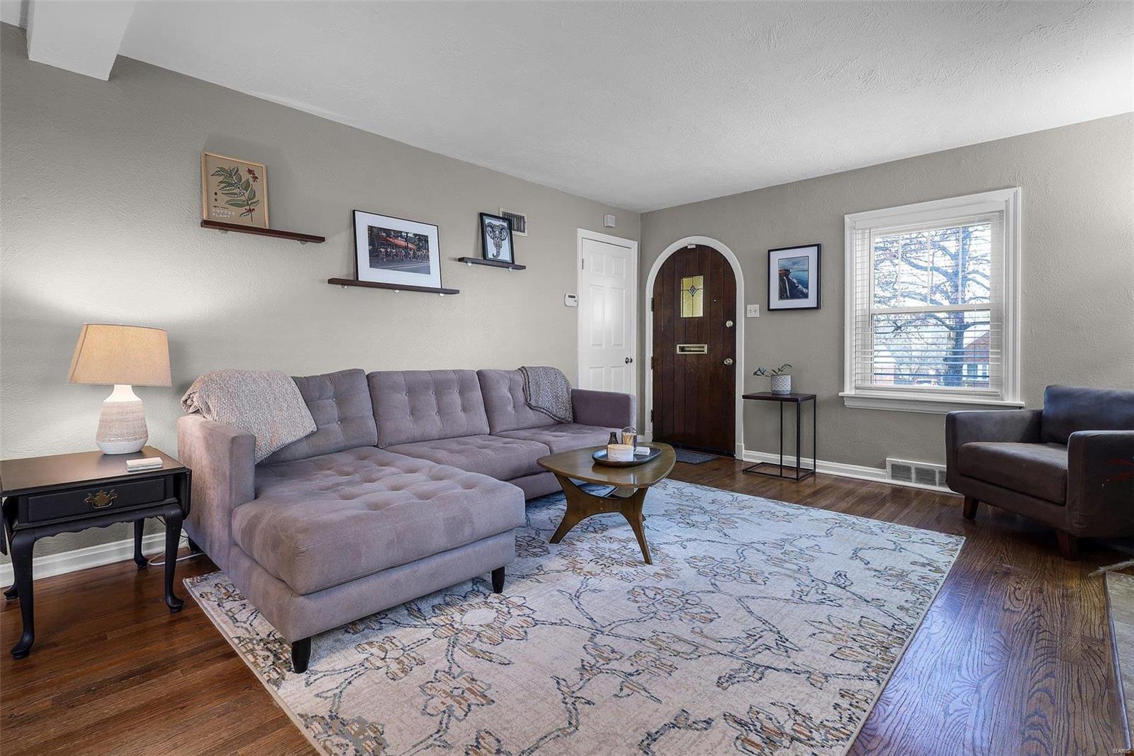 7672 Lindbergh Drive