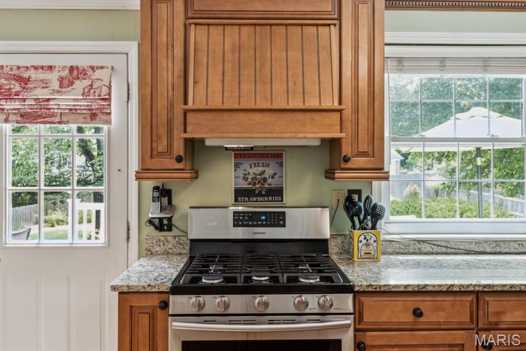 278 Oakleigh Woods Drive