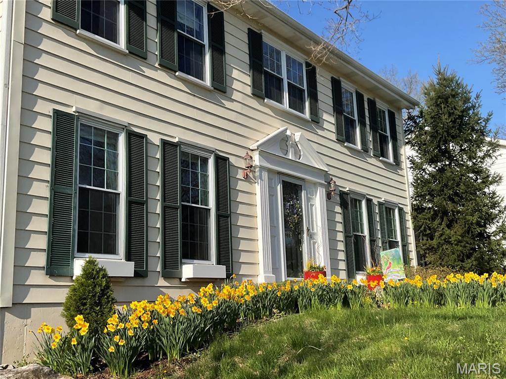 278 Oakleigh Woods Drive