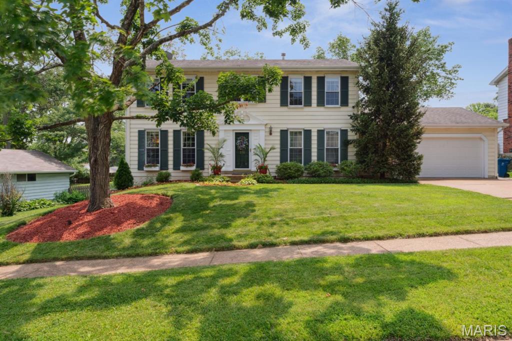 278 Oakleigh Woods Drive