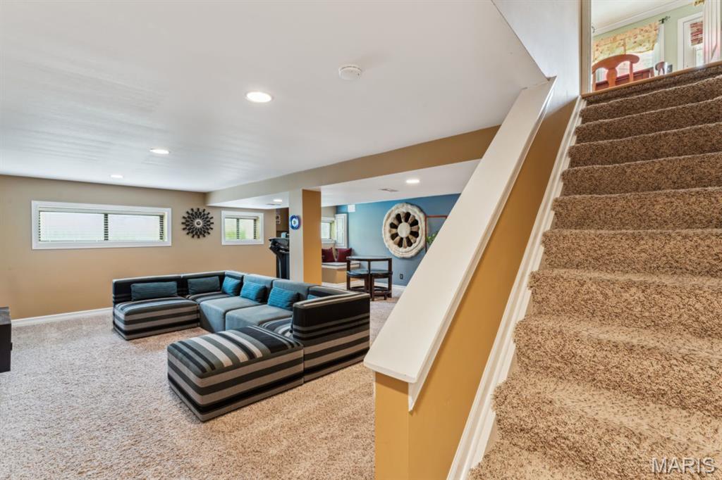 278 Oakleigh Woods Drive