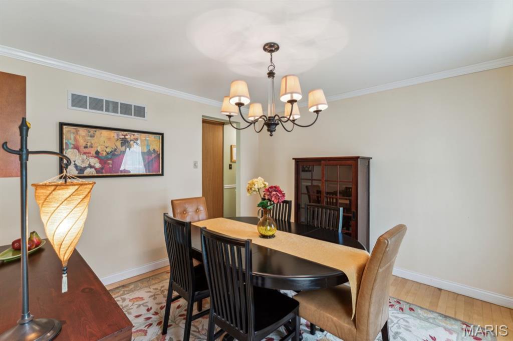 278 Oakleigh Woods Drive