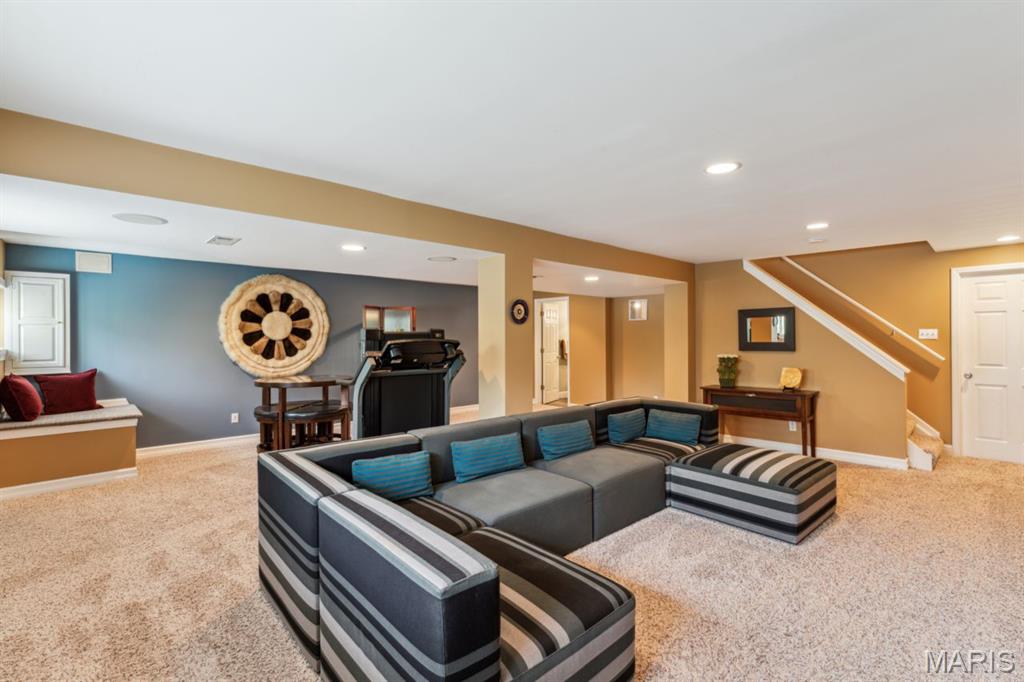 278 Oakleigh Woods Drive