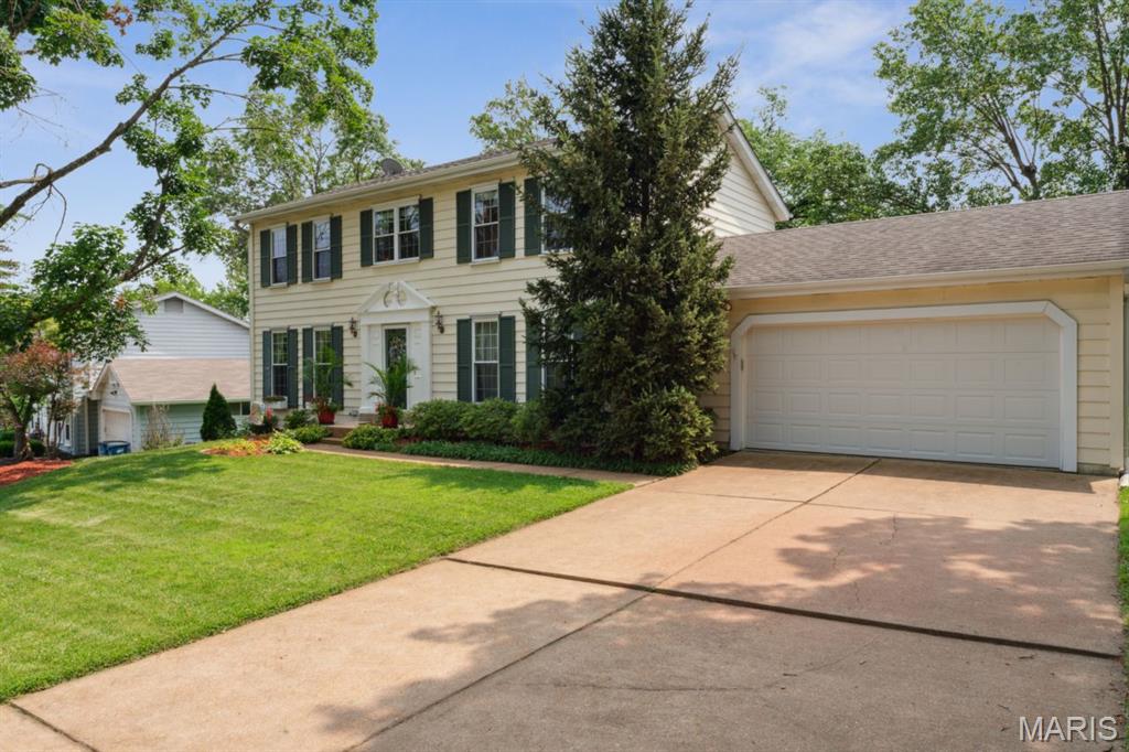 278 Oakleigh Woods Drive