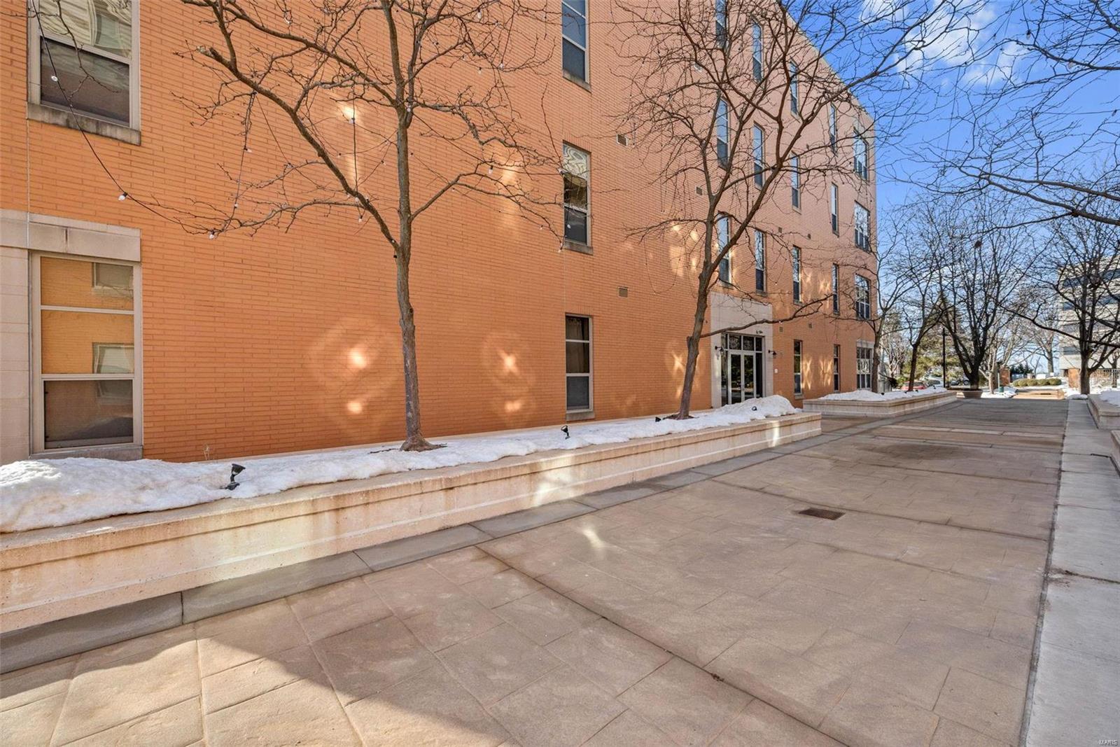 630 Emerson Road Unit: 402