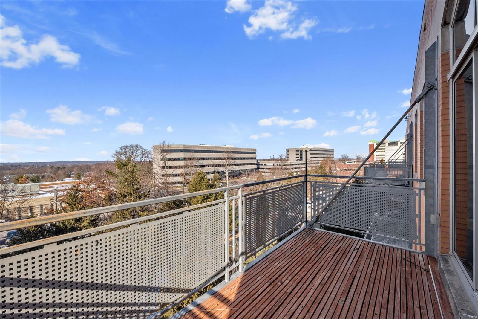 630 Emerson Road Unit: 402