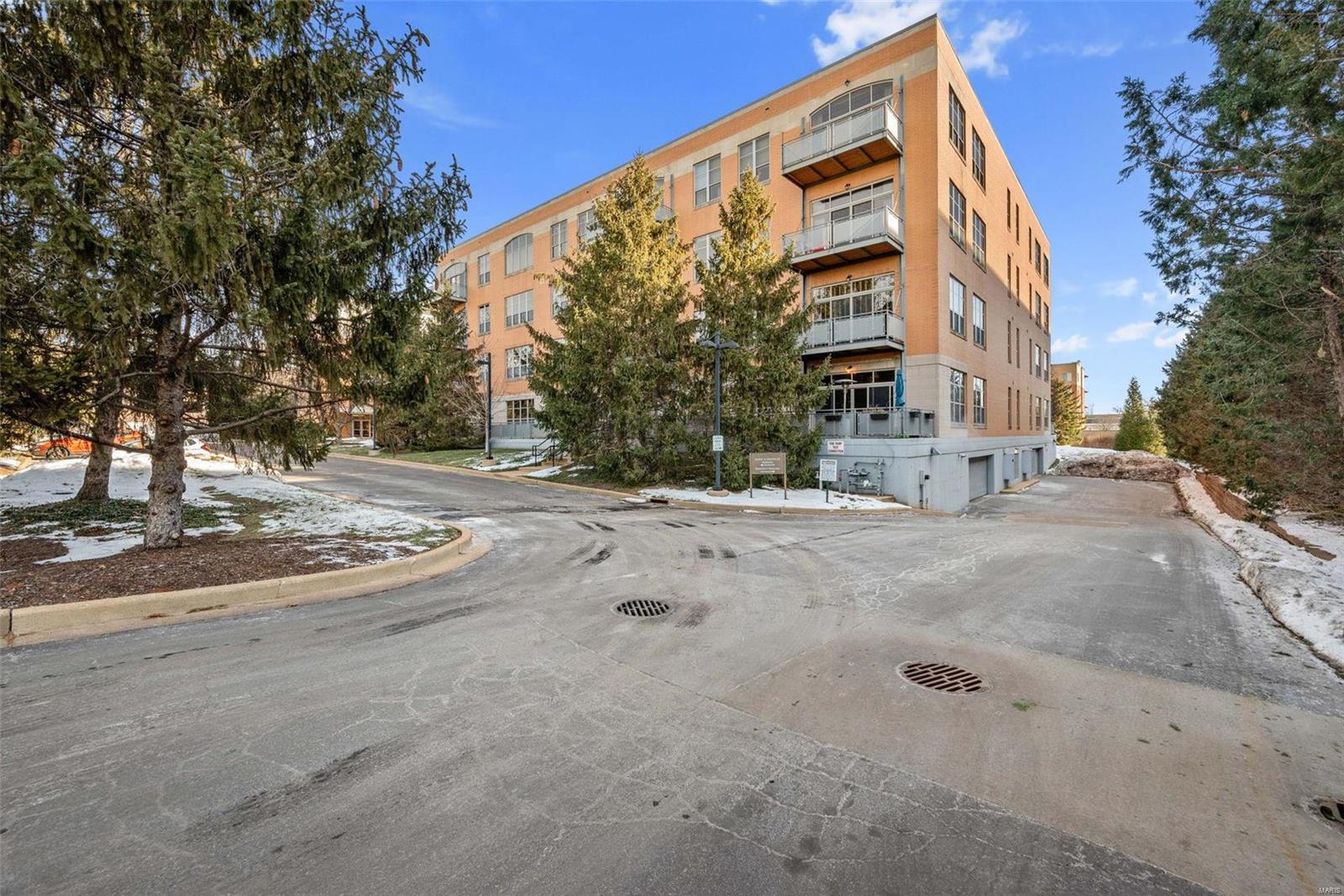 630 Emerson Road Unit: 402