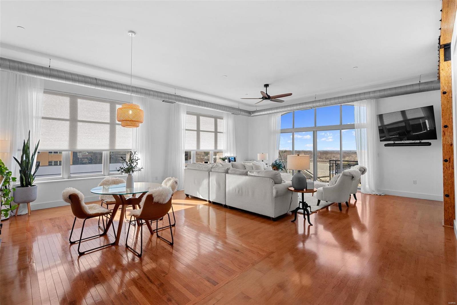 630 Emerson Road Unit: 402