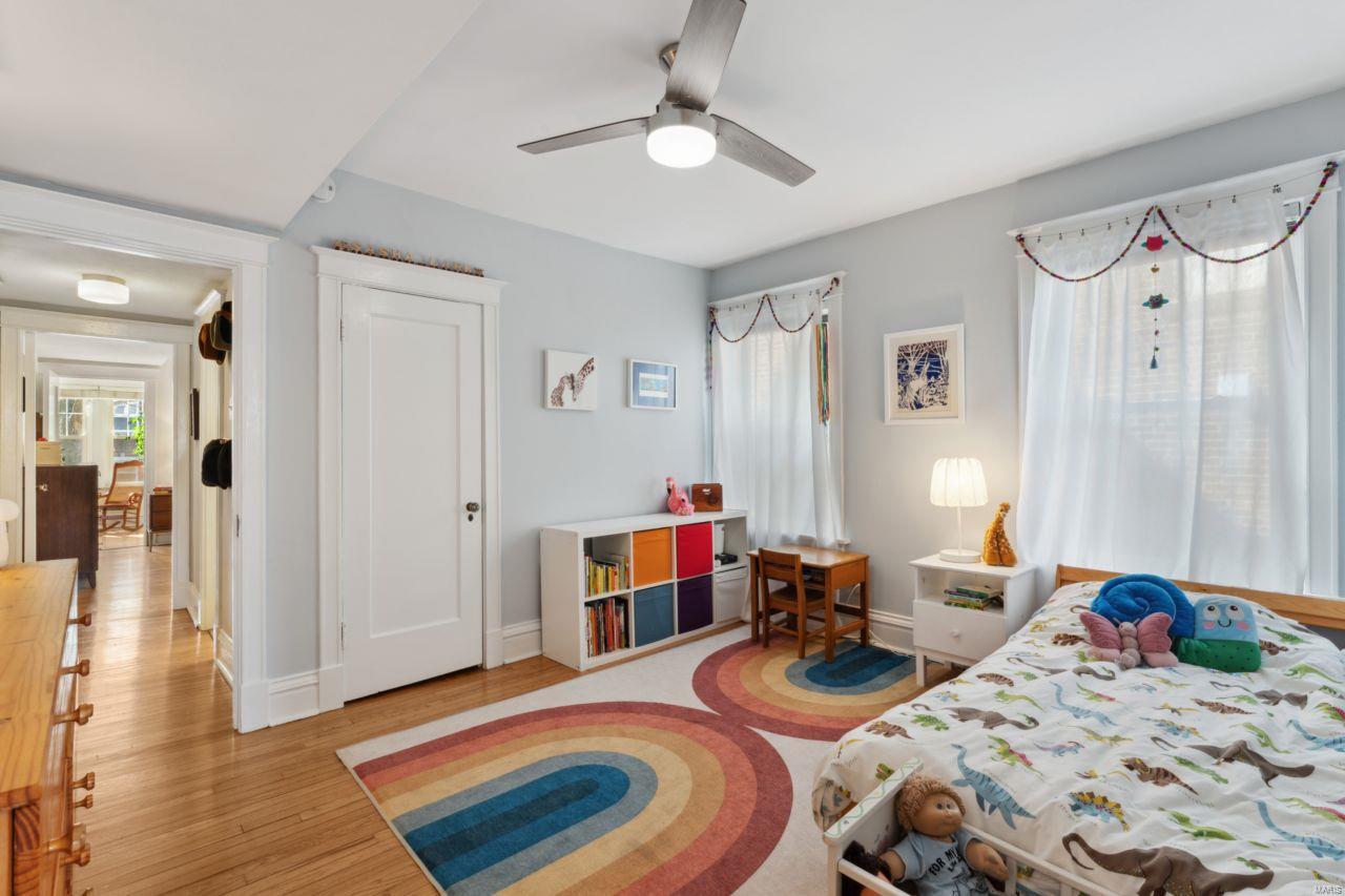 6317 Southwood Avenue Unit: 2W