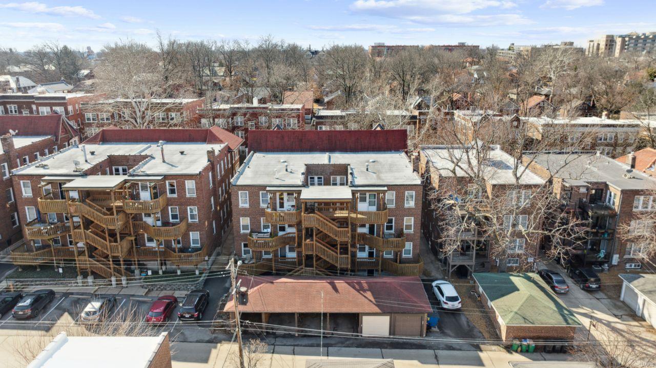 6317 Southwood Avenue Unit: 2W