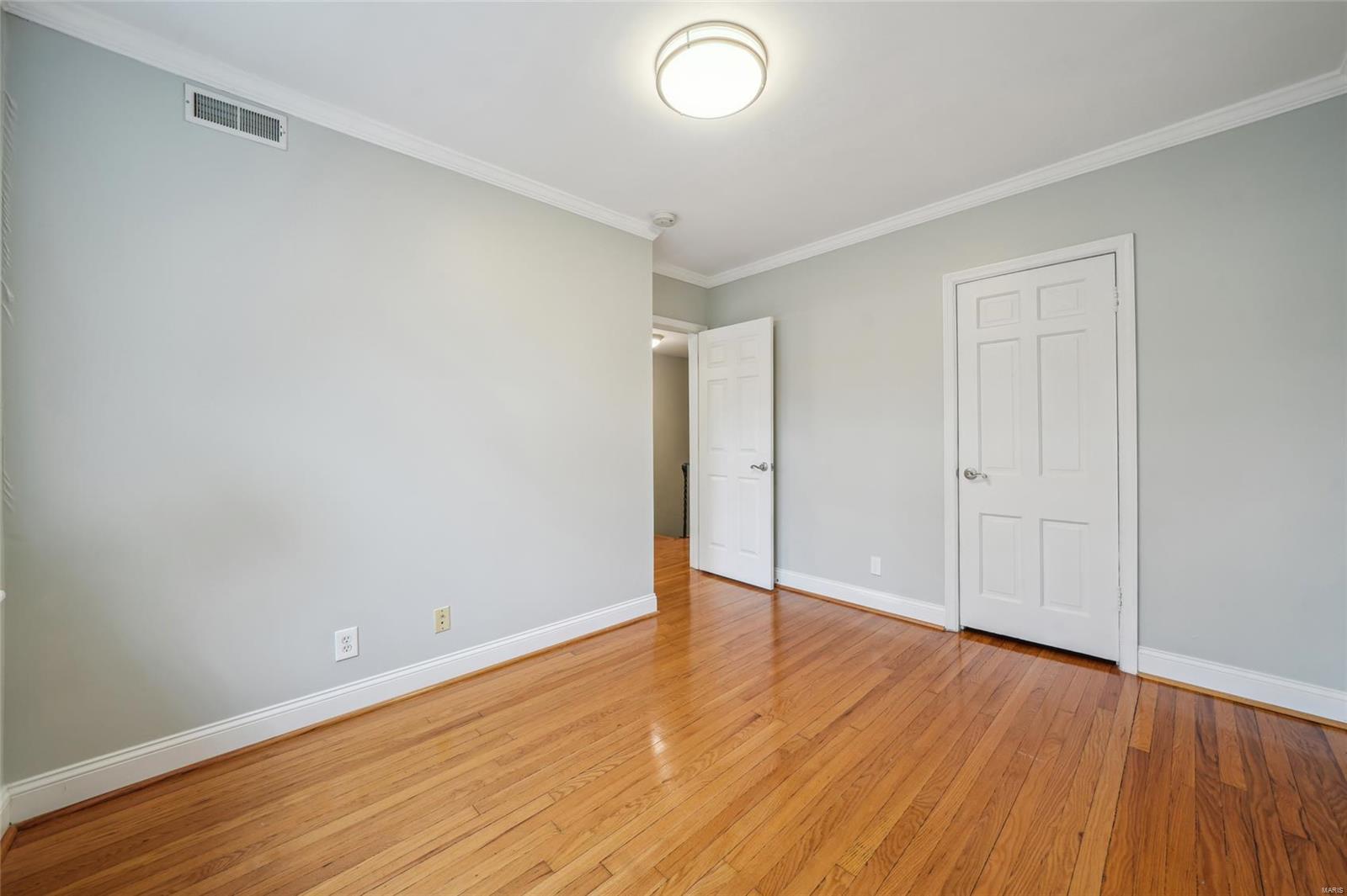 823 Westwood Drive Unit: 1S