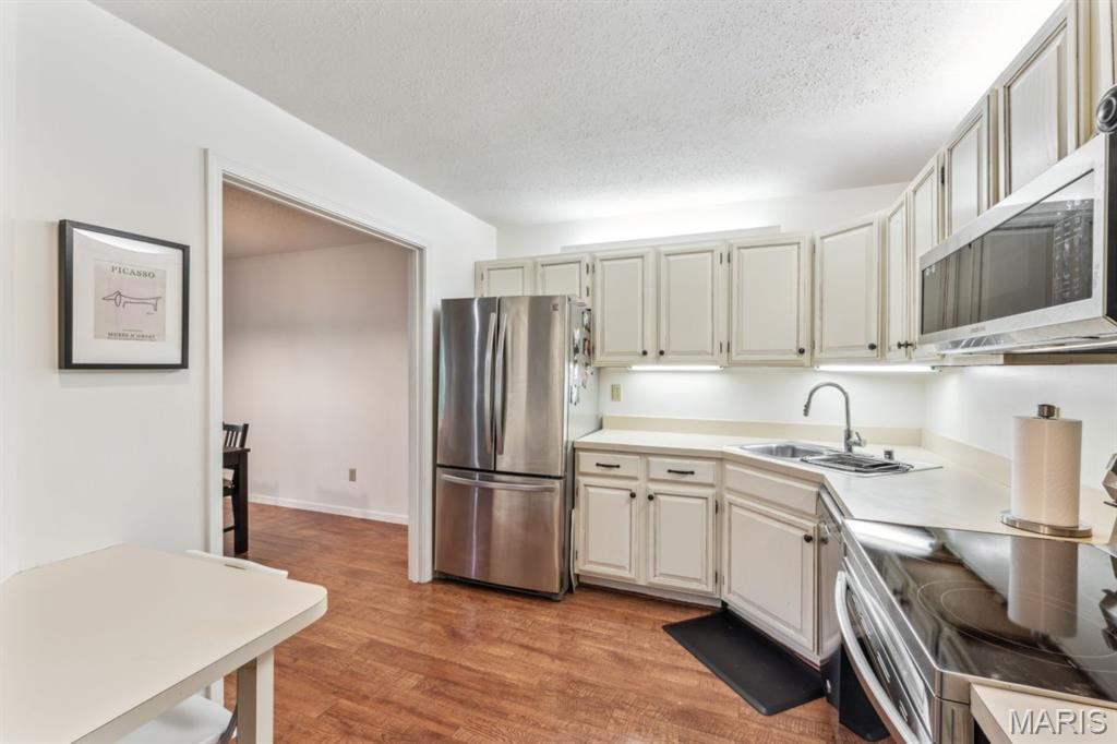 5579 Waterman Boulevard Unit: A