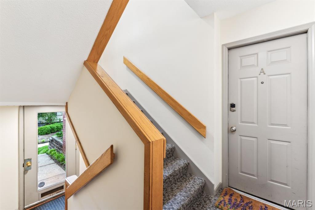 5579 Waterman Boulevard Unit: A
