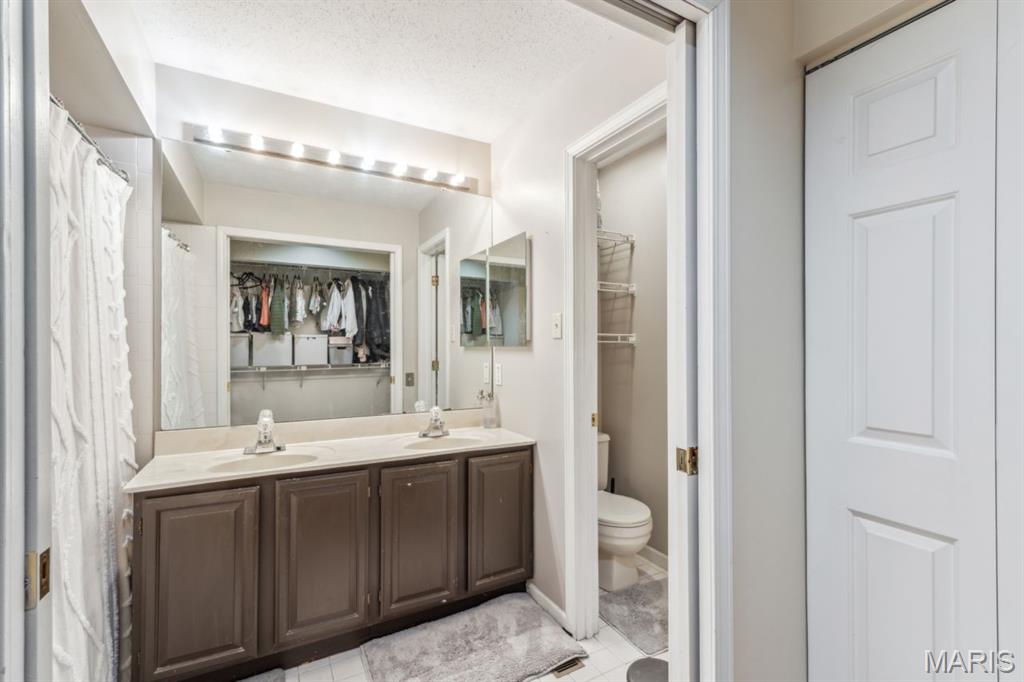 5579 Waterman Boulevard Unit: A