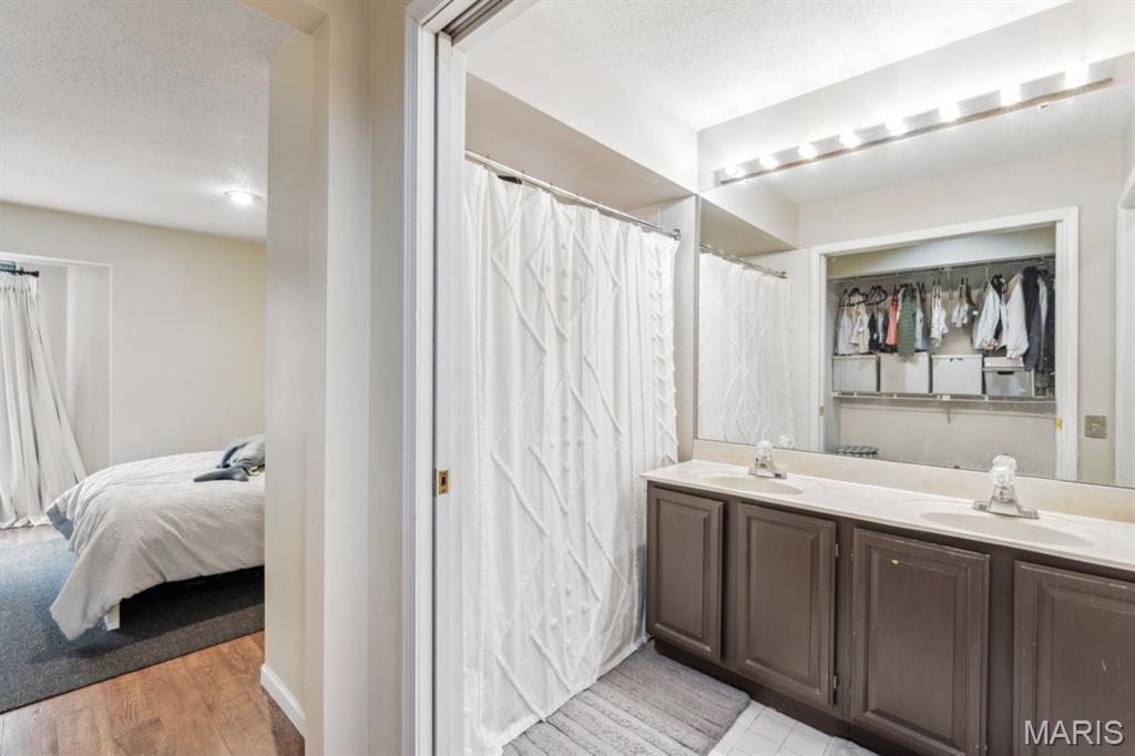 5579 Waterman Boulevard Unit: A