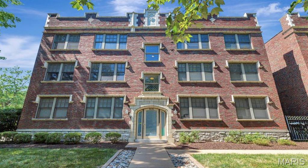 4220 McPherson Unit: 101