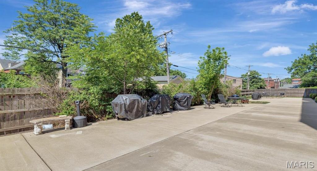 4220 McPherson Unit: 101