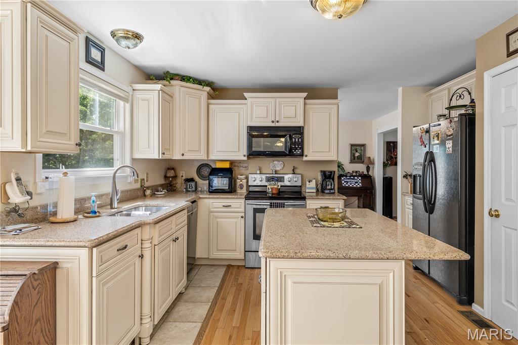 5524 Providence Place Drive