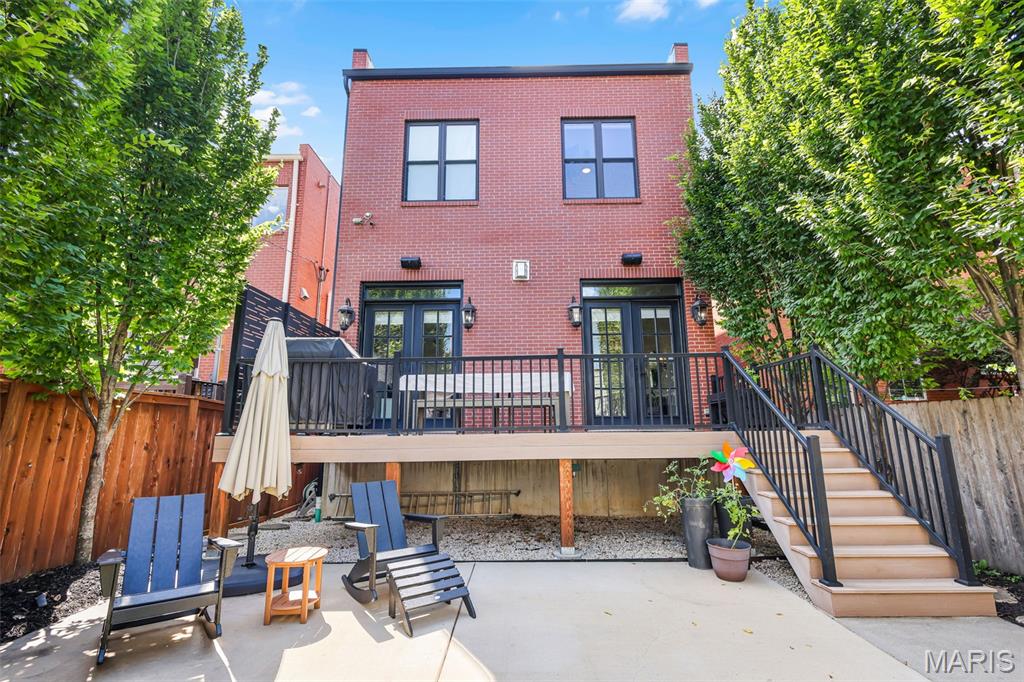 1218 Dolman Street