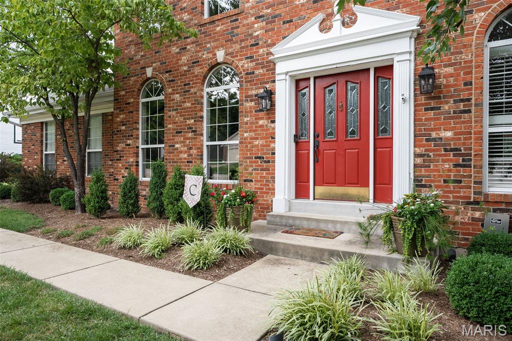 415 Lynwood Forest Drive
