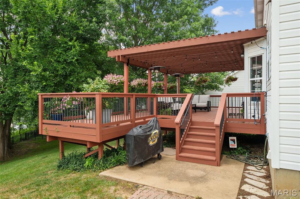 415 Lynwood Forest Drive