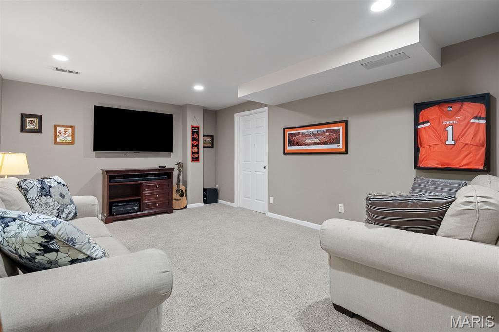 415 Lynwood Forest Drive
