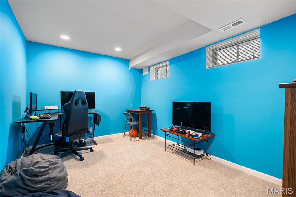 415 Lynwood Forest Drive