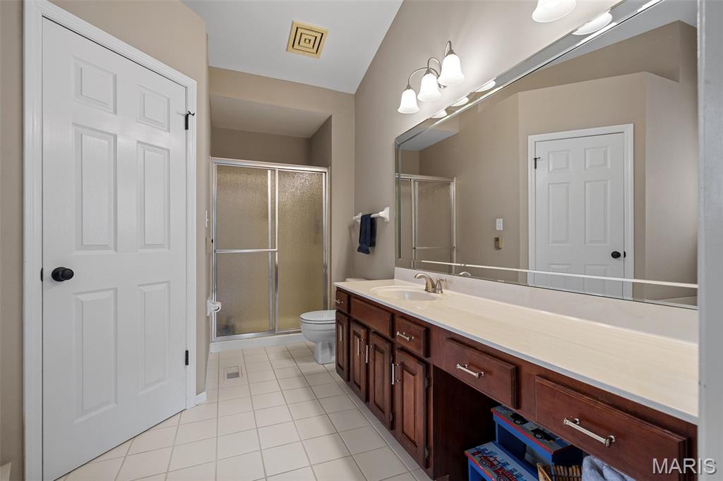 415 Lynwood Forest Drive