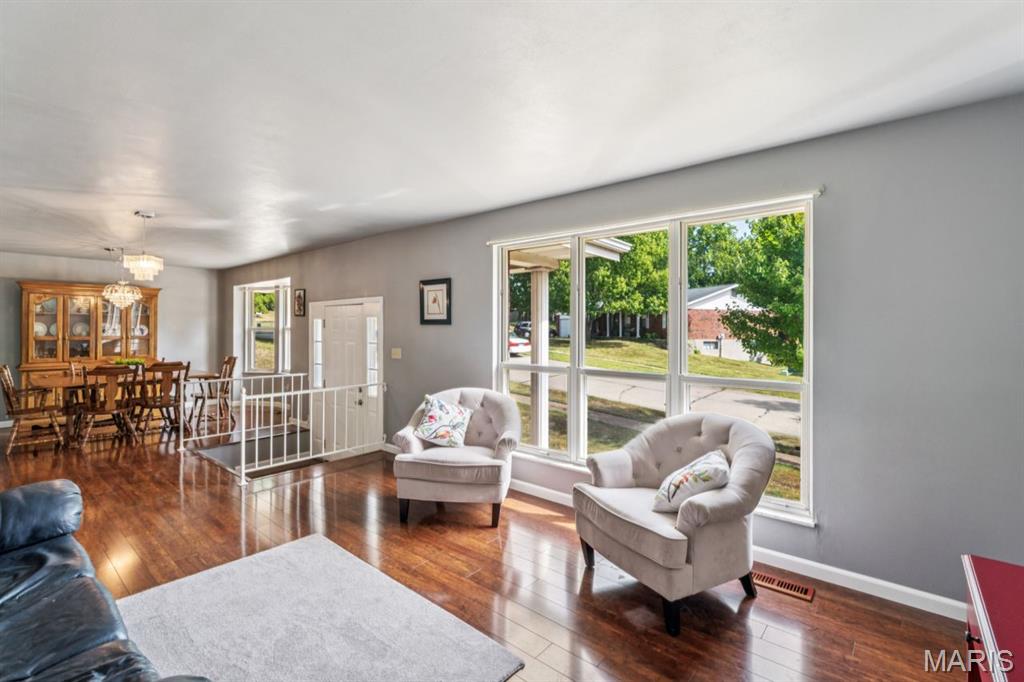 4449 Pinyon Jay Court