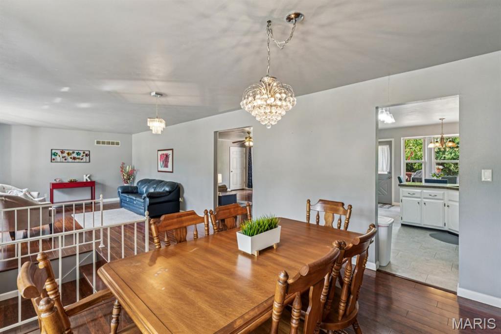 4449 Pinyon Jay Court
