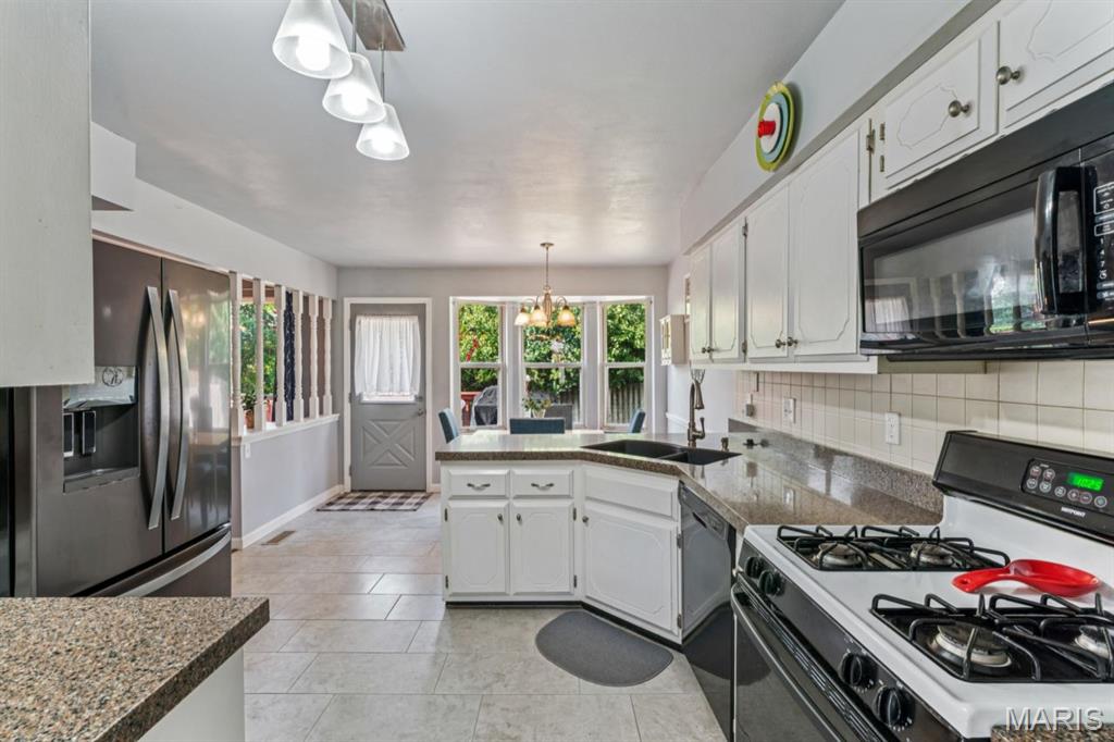 4449 Pinyon Jay Court