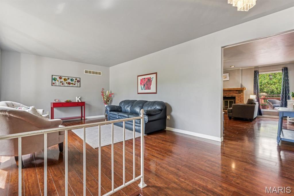 4449 Pinyon Jay Court