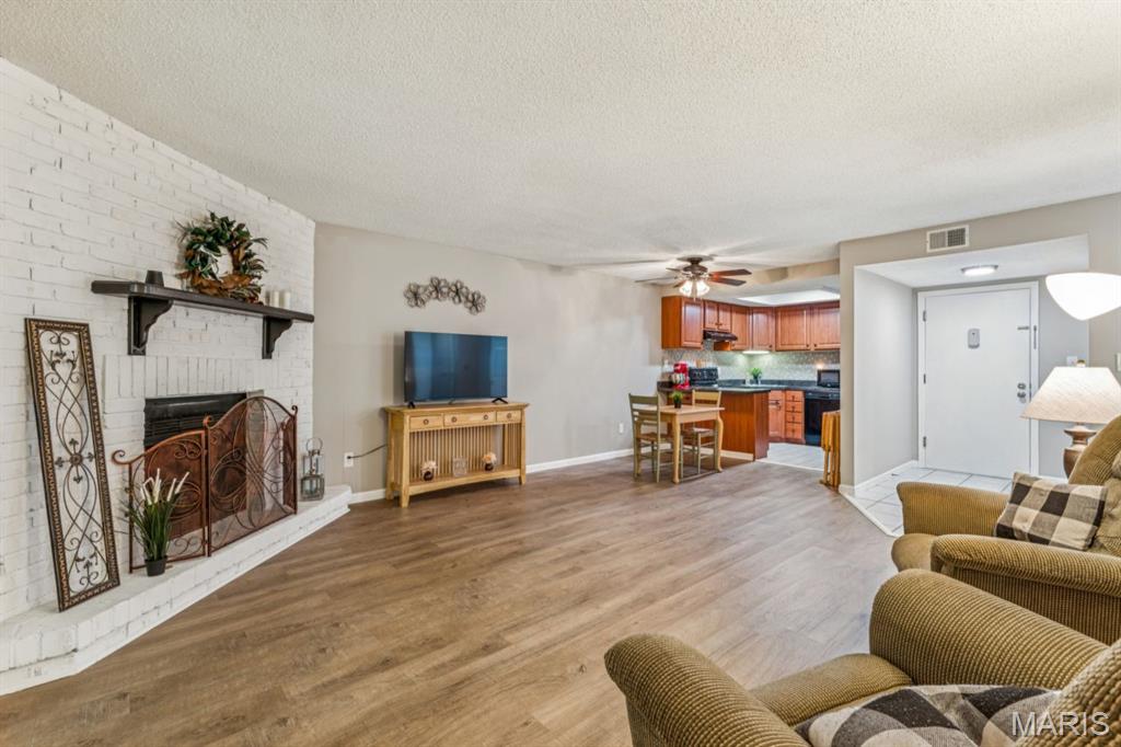 1436 Heritage Landing Unit: 107