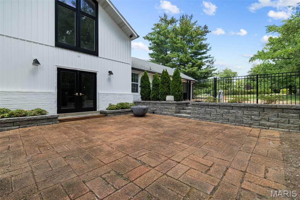 520 Kingridge Drive
