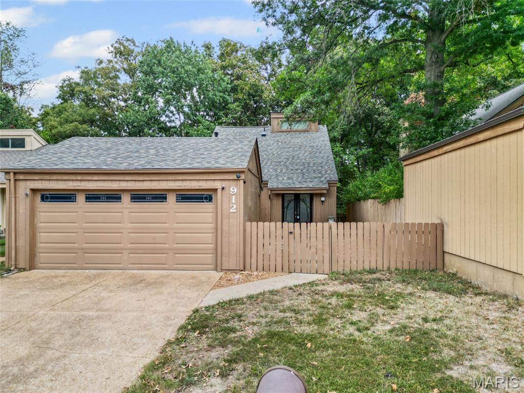 912 Chestnut Ridge Road