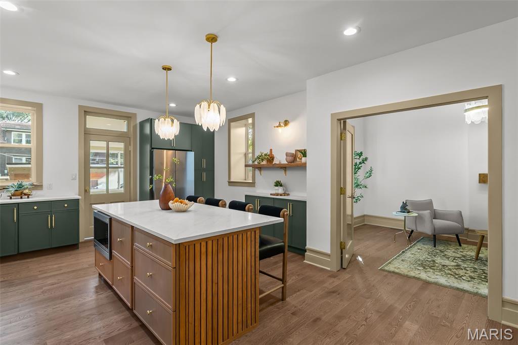 4038 Botanical Avenue