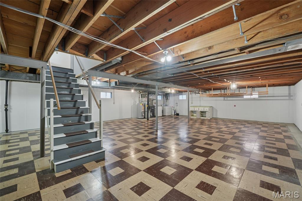 9233 Queenston Drive