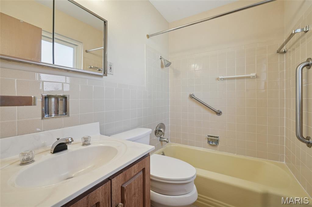 9233 Queenston Drive